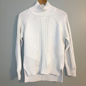 Banana Republic Heritage Ivory Cable Knit Sweater Women's Medium Fishermancore